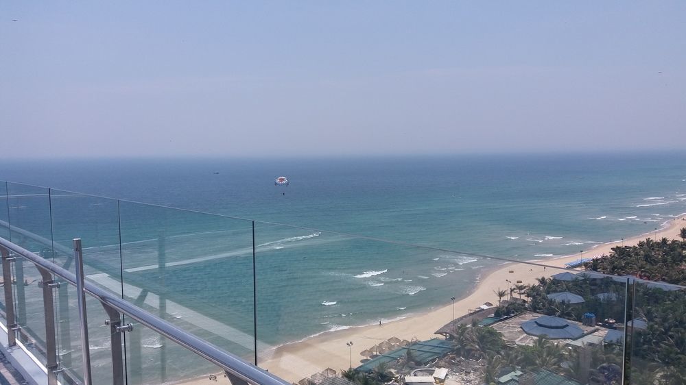 Yarra Ocean Suites Danang Exterior photo